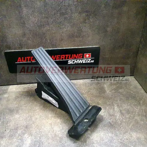 35426853175 Gaspedal BMW M235i