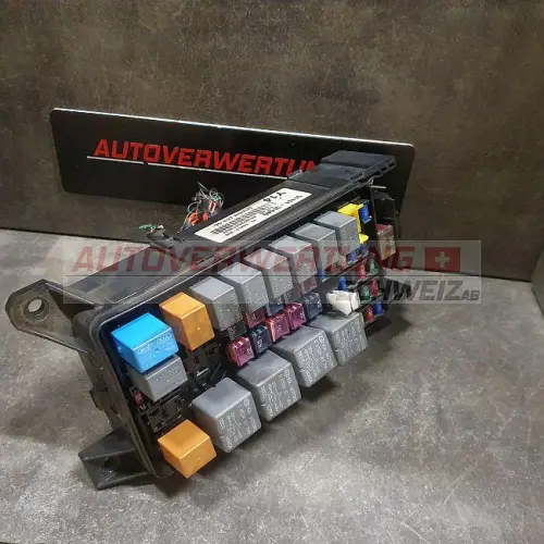 911613E040 Sicherungskasten Kia Sorento I