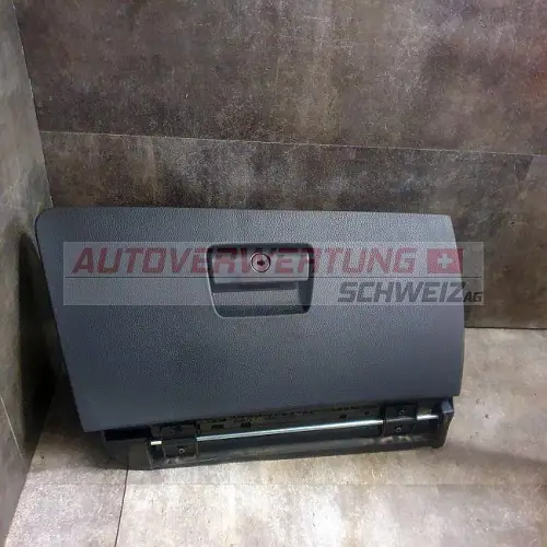 7075479 Handschuhfach BMW E90