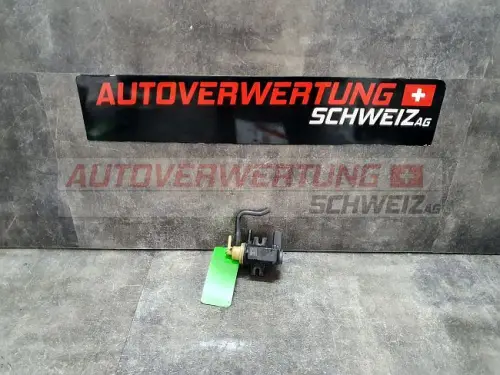 1K0906627B Scheibenwasserpumpe Skoda Octavia 2.0TDI