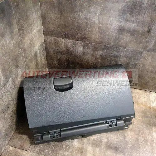 66208AJ010 Handschuhfach Subaru Legacy 2.0i