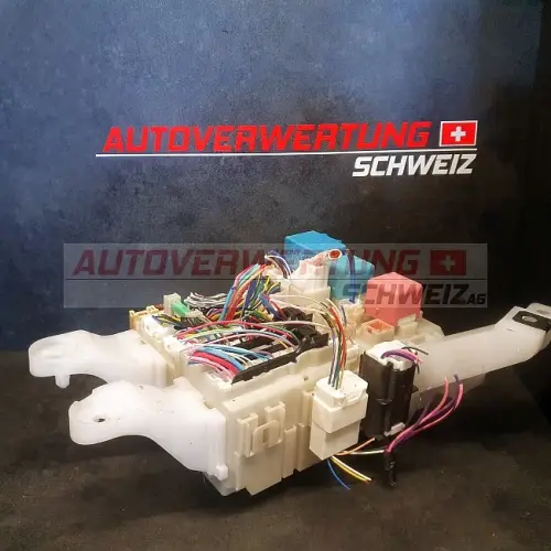 Sicherungs Relais Kasten Toyota Verso