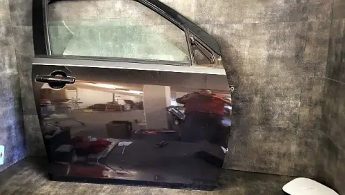 Suzuki Swift Türe vorne rechts