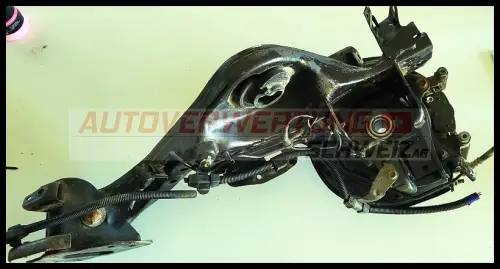 ACHSSCHENKEL HINTEN LINKS NISSAN J10 J11