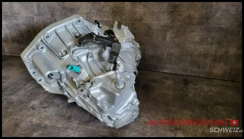 TL8 B007 320101504R GETRIEBE DACIA DUSTER