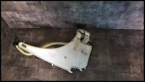 712423110 / 61.677068966-12 SCHEIBENWASSERTANK BMW  61 66 7 238 669