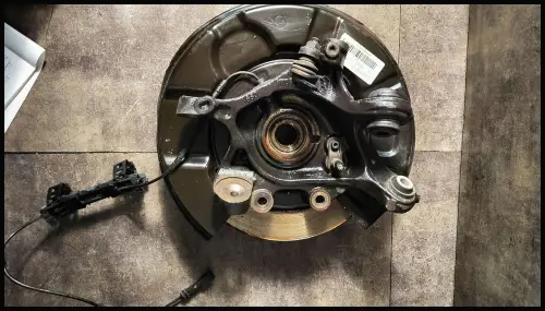 Achsschenkel hinten rechts BMW F31 33326792524 / 33 32 6 792 524