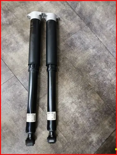 L1TC-18080-LF STOSSDÄMPFER HINTEN LINKS RECHTS FORD PUMA MK2 L1TC-18080