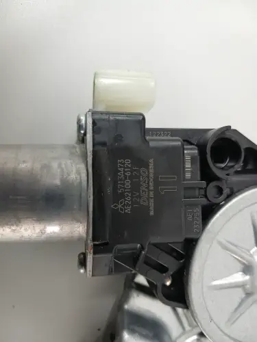 5713A317 Fensterheber vorne links Fensterhebermotor Mitsubishi Space Star 5713A473