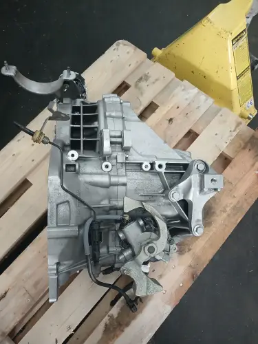 CV6R-7002-TCB Getriebe Schaltgetriebe 6-Gag Ford Kuga ll MMT6 8V4R-7F096-GC