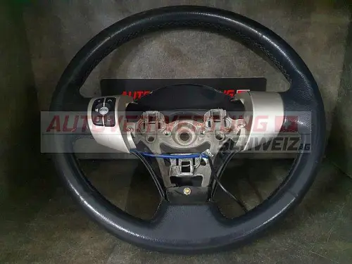 LENKRAD TOYOTA YARIS
