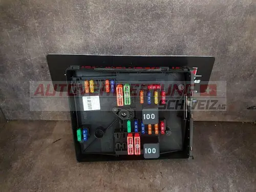 1K0937125D SICHERUNGSKASTEN SKODA YETI