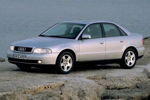 CXW 012301103L GETRIEBE AUDI A4